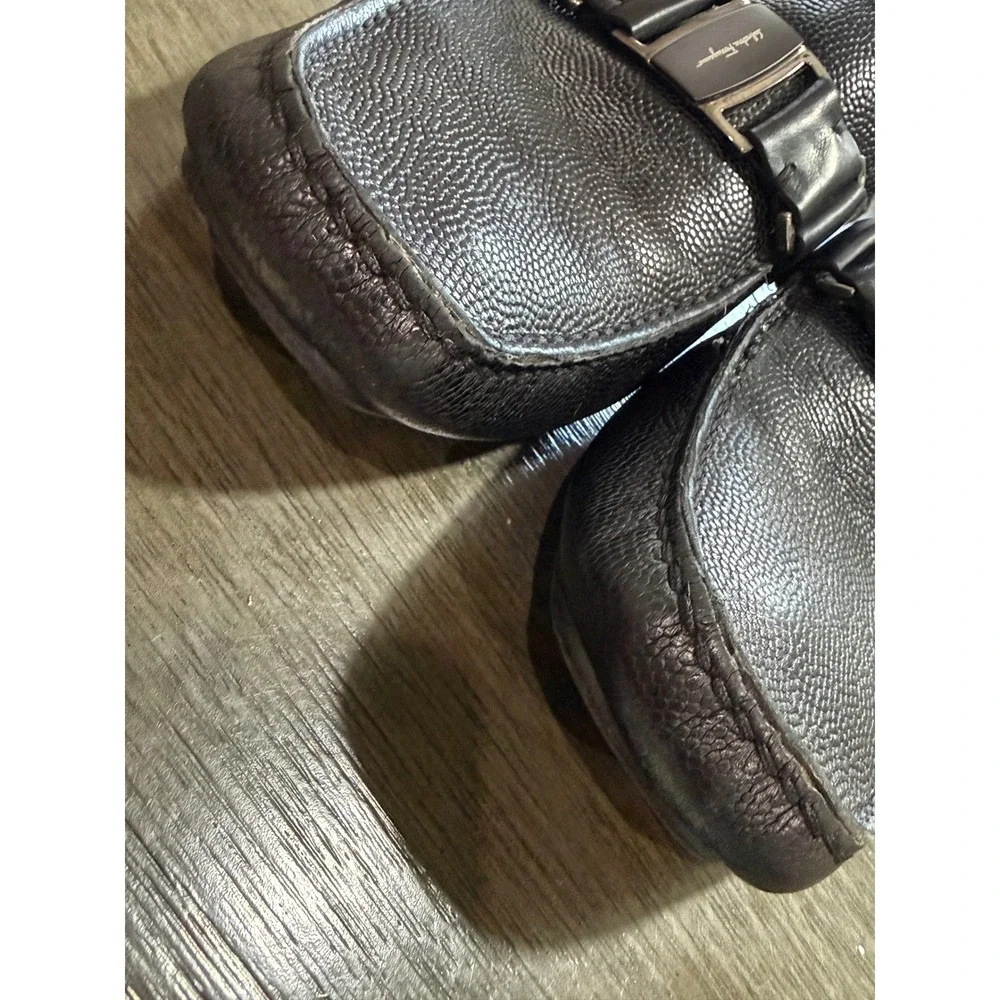 Salvatore Ferragamo Gancini Pebbled Leather Driver Loafers Black Mens US 10 D